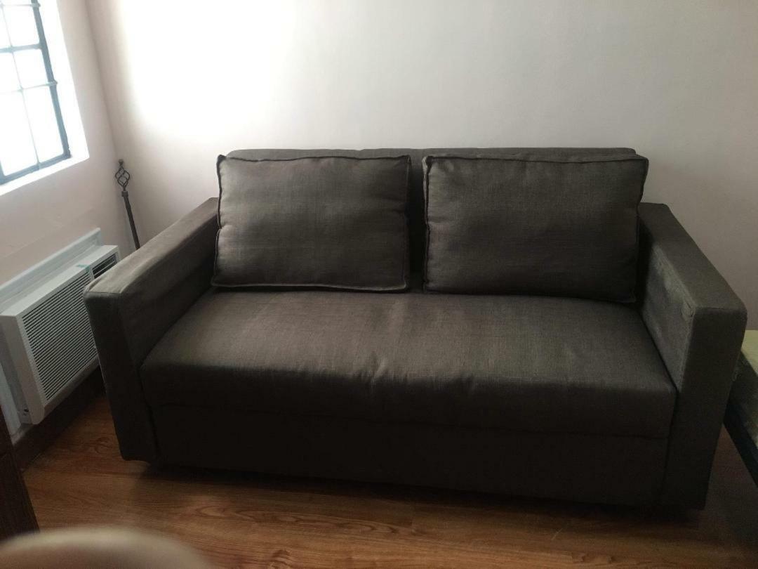 Affordable 2 Bedroom 2 Ba W/ Skycable, Netflix, & Amazon Prime Manila Bagian luar foto